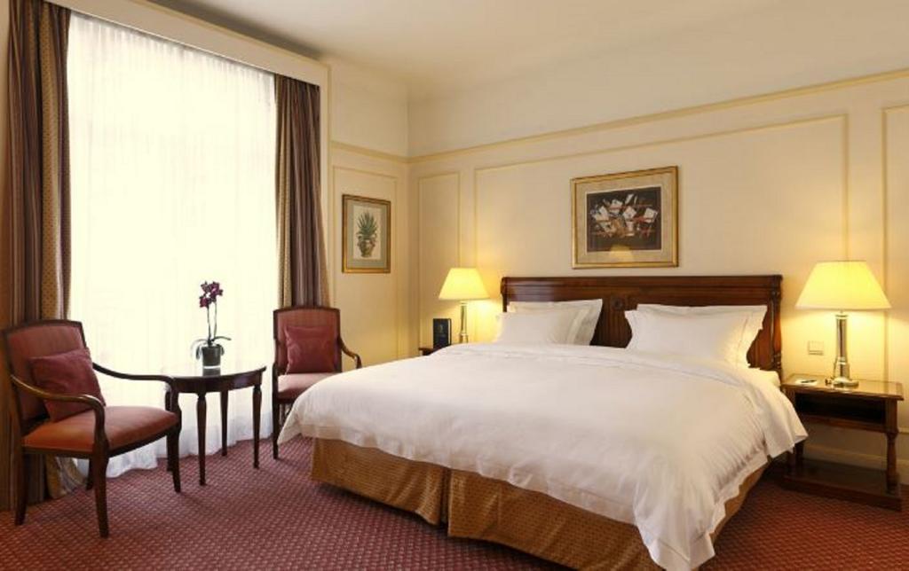 Hotel Le Plaza Bruselas Exterior foto
